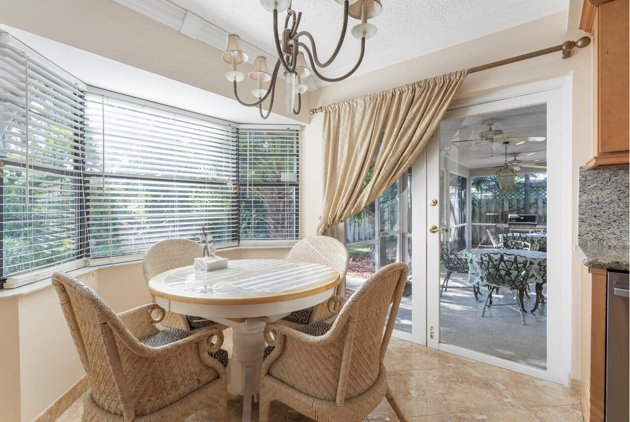 21929 Pine Trace Boca Raton, FL 33428 - Photo 5 of 20 IMG_3513