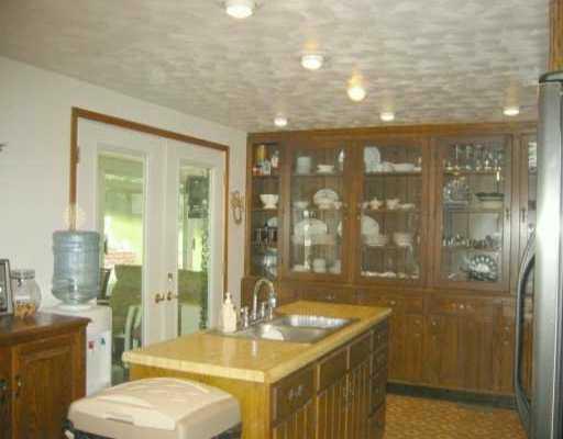 114 McCarrell Road Hickory, PA 15340 - Photo 7 of 8 Kitchen.
