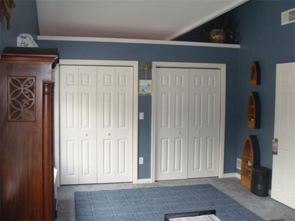 4 Kerri Lane Whitman, MA 02382 - Photo 17 of 30 a view of a livingroom with entryway
