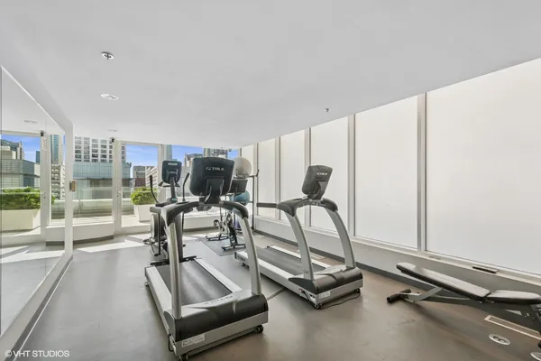 $899,000 | 550 North St Clair Street, Unit 2601, Chicago, IL 60611