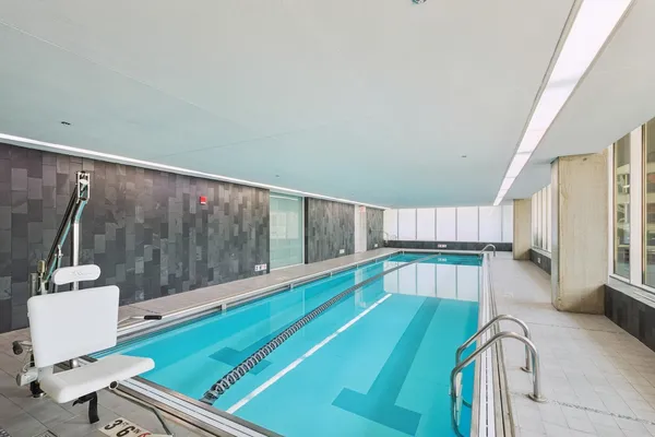 $899,000 | 550 North St Clair Street, Unit 2601, Chicago, IL 60611