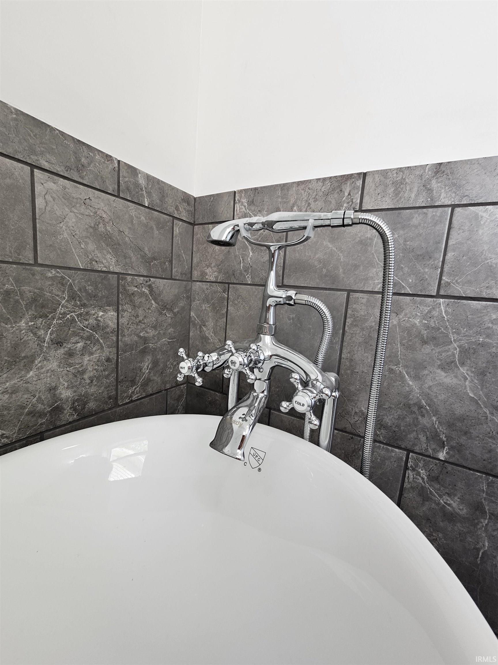 1036 South Webster Street Kokomo, IN 46902 - Photo 16 of 25