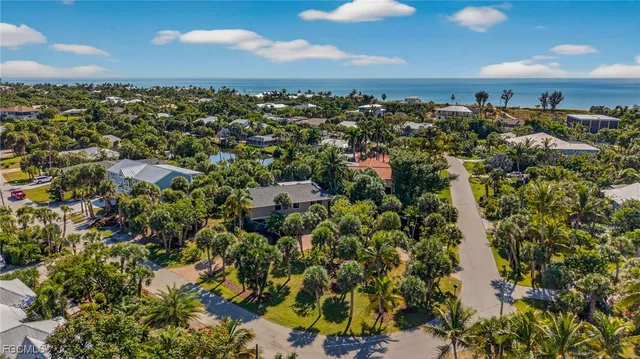 $1,245,000 | 3990 Coquina Drive, Sanibel, FL 33957