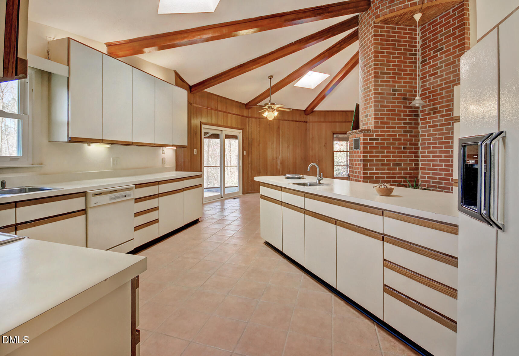 5111 Tudor Place Durham, NC 27713 - Photo 14 of 34 Endless Countertops