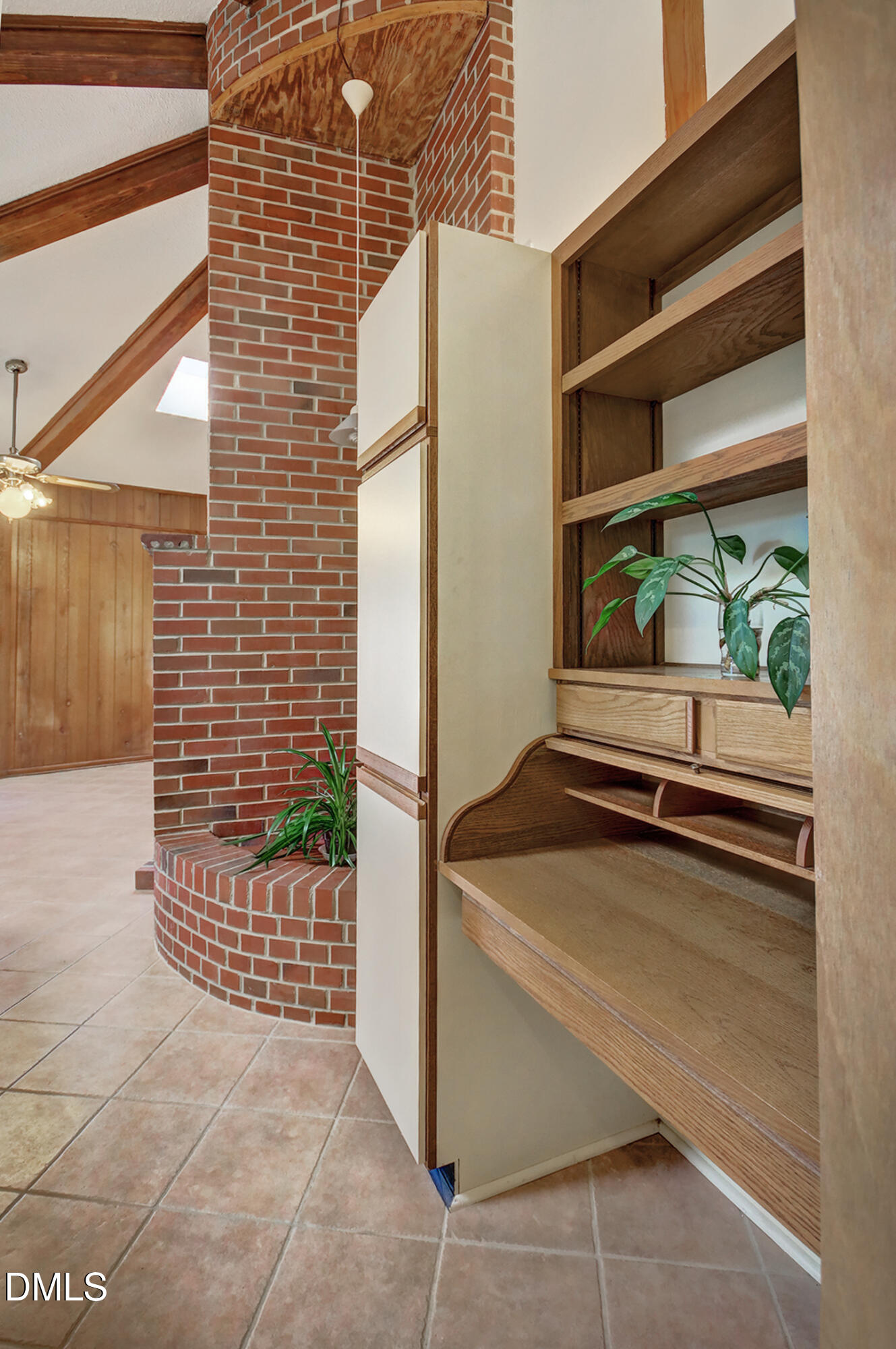 5111 Tudor Place Durham, NC 27713 - Photo 16 of 34 Desk Area