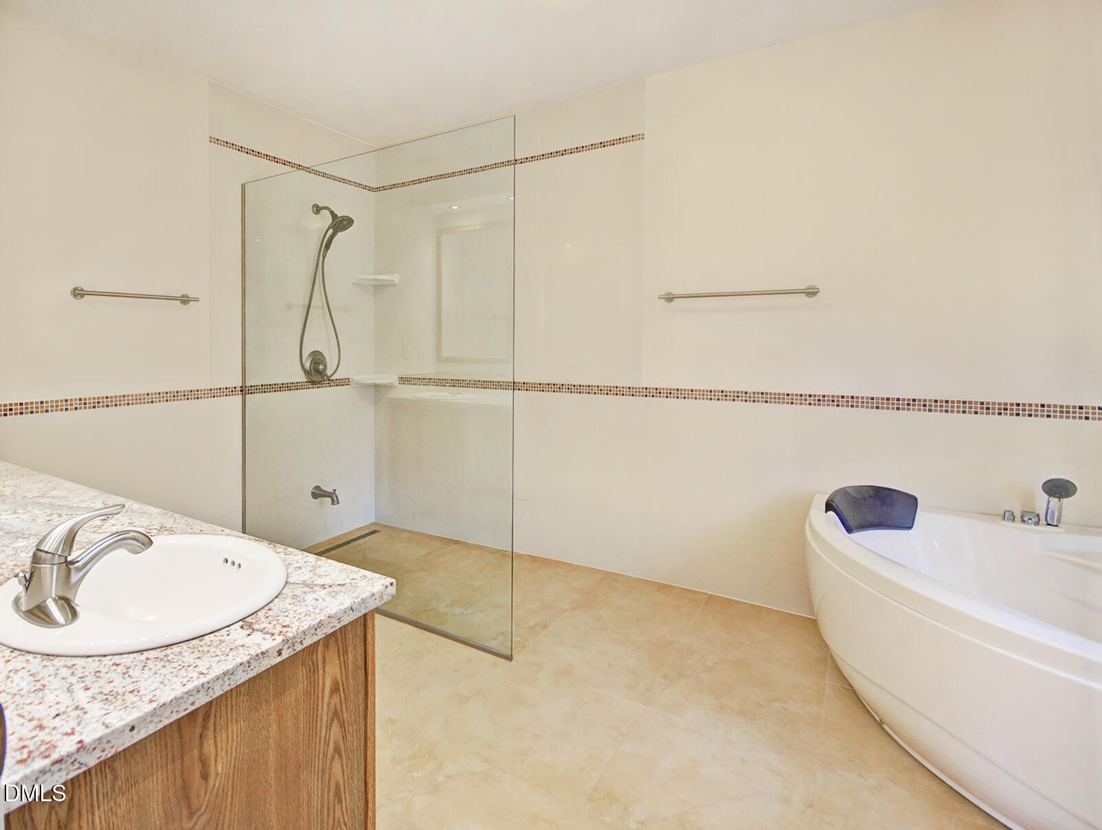 5111 Tudor Place Durham, NC 27713 - Photo 22 of 34 Primary Bath