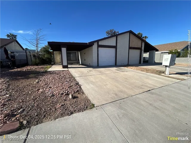 $1,624 | 4749 Woodlake Avenue, Las Vegas, NV 89147