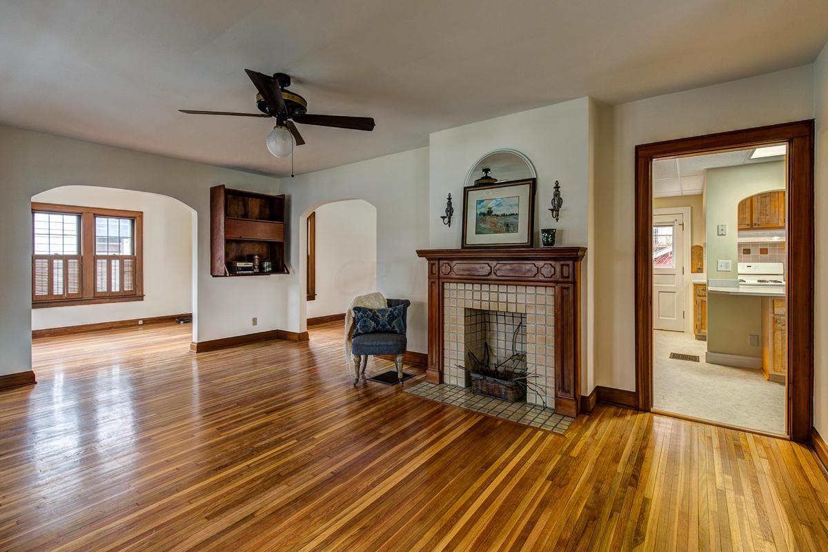 37 Arden Road Columbus, OH 43214 - Photo 2 of 36 Gallery Image 2
