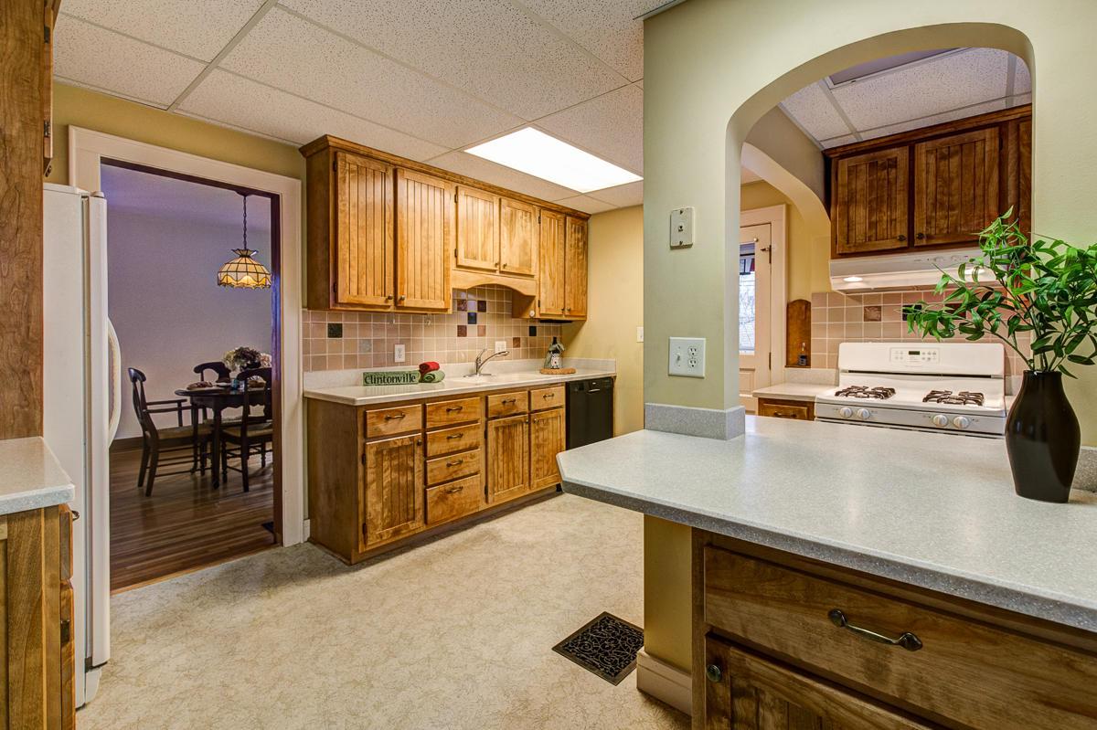 37 Arden Road Columbus, OH 43214 - Photo 4 of 36 Gallery Image 4