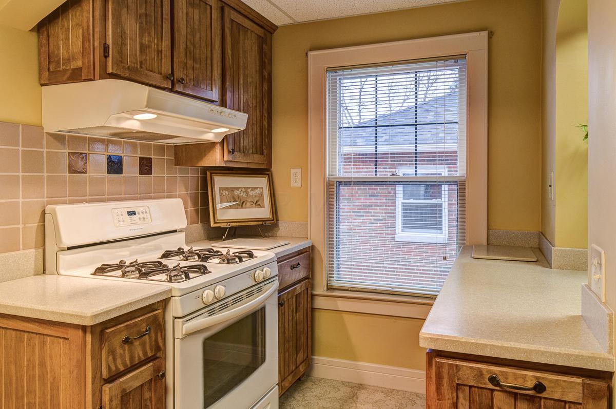 37 Arden Road Columbus, OH 43214 - Photo 7 of 36 Gallery Image 7