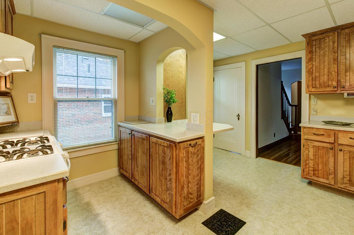 37 Arden Road Columbus, OH 43214 - Photo 10 of 36 Gallery Image 10