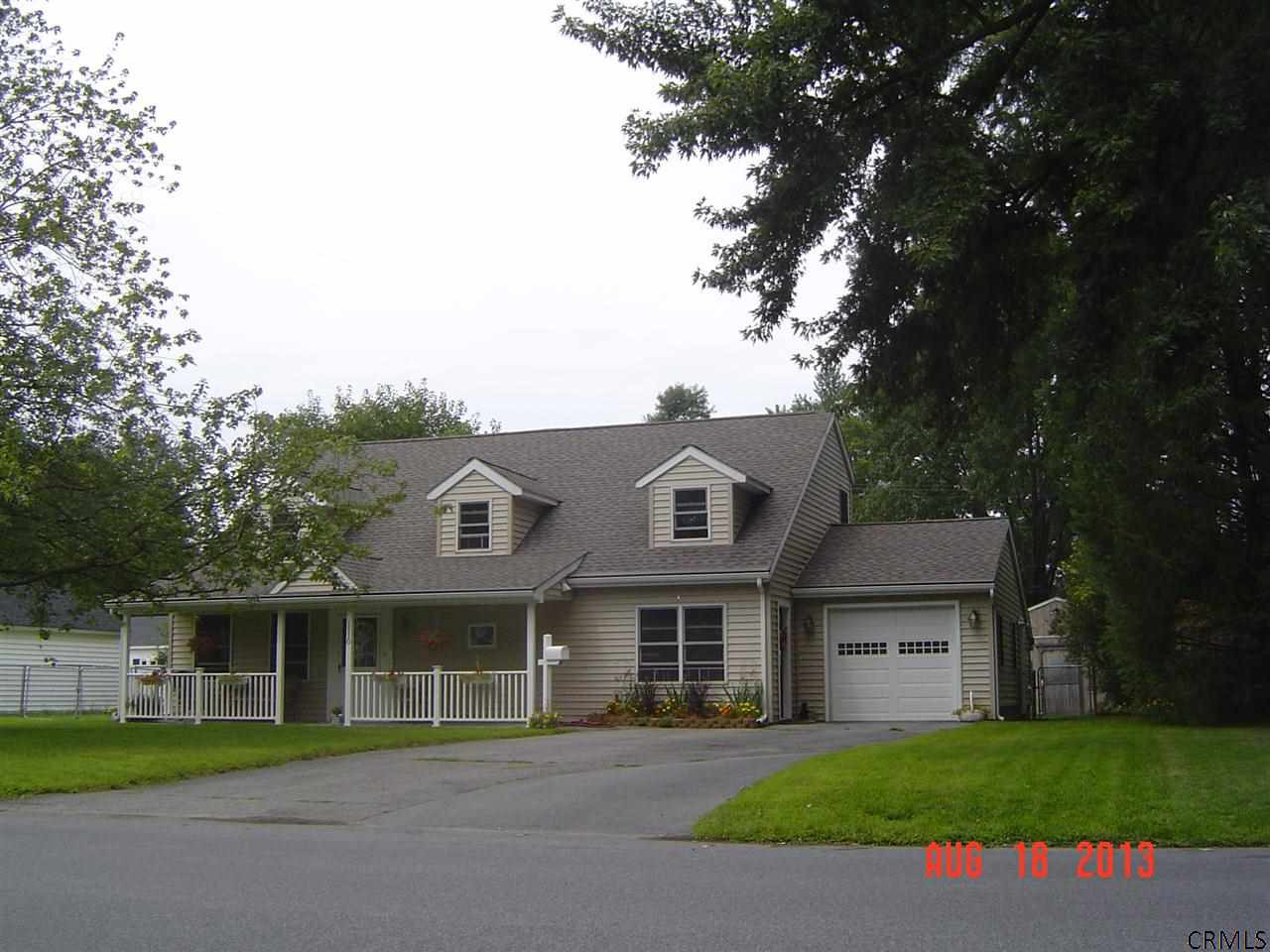 1110 Roberta Road Rotterdam, NY 12303 - Photo 1 of 11 Photo 1