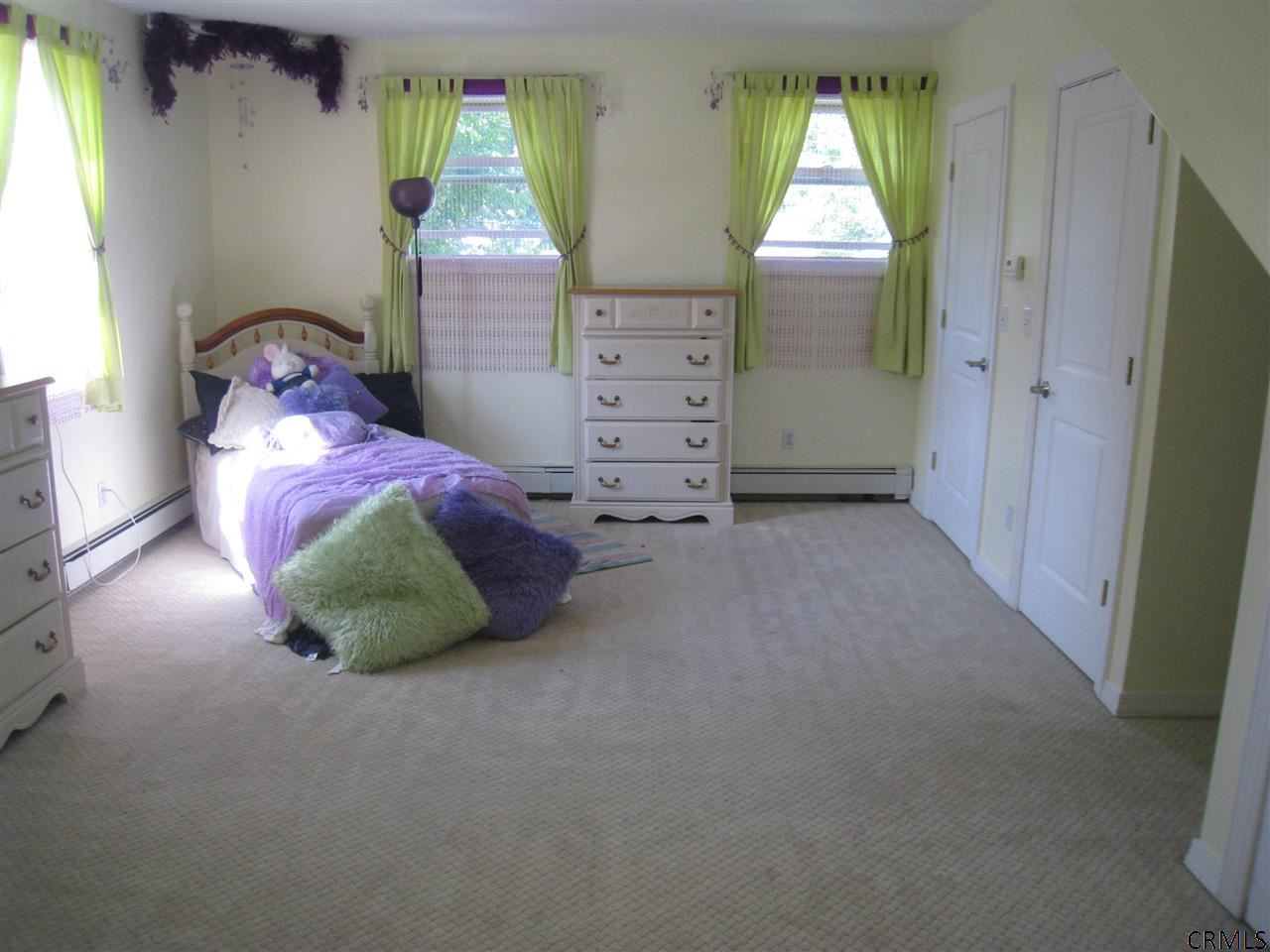 1110 Roberta Road Rotterdam, NY 12303 - Photo 10 of 11 Photo 10