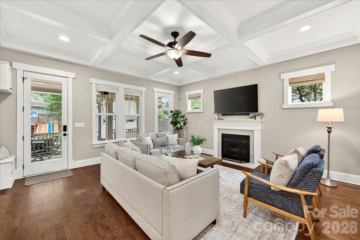 1624 Brook Road Charlotte, NC 28205 - Photo 14 of 48 Gallery Image 14