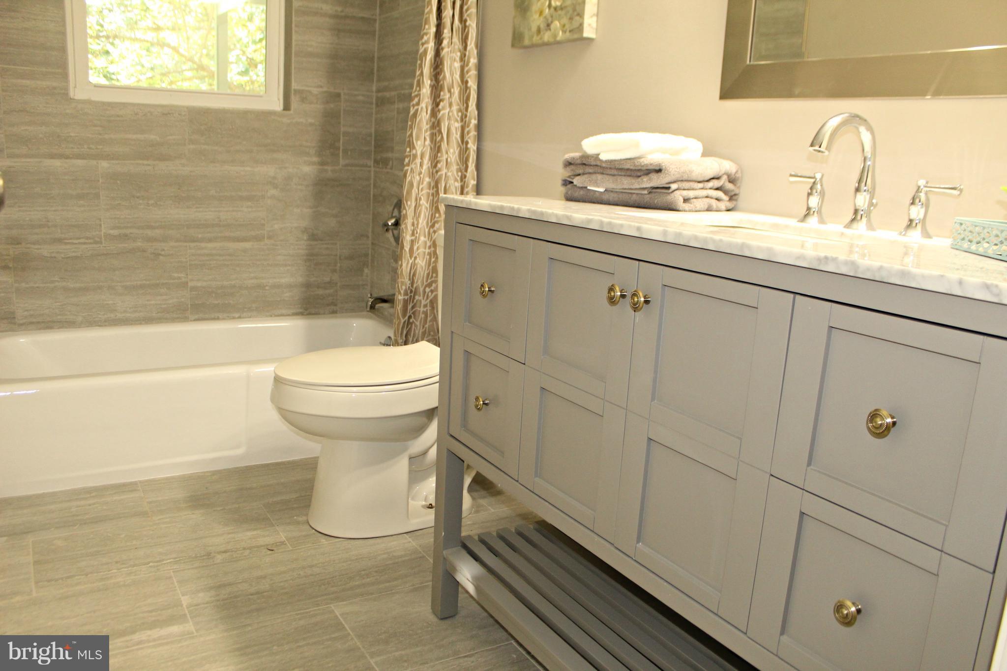 6104 Sam Riggs Road Laytonsville, MD 20882 - Photo 18 of 29 Bath