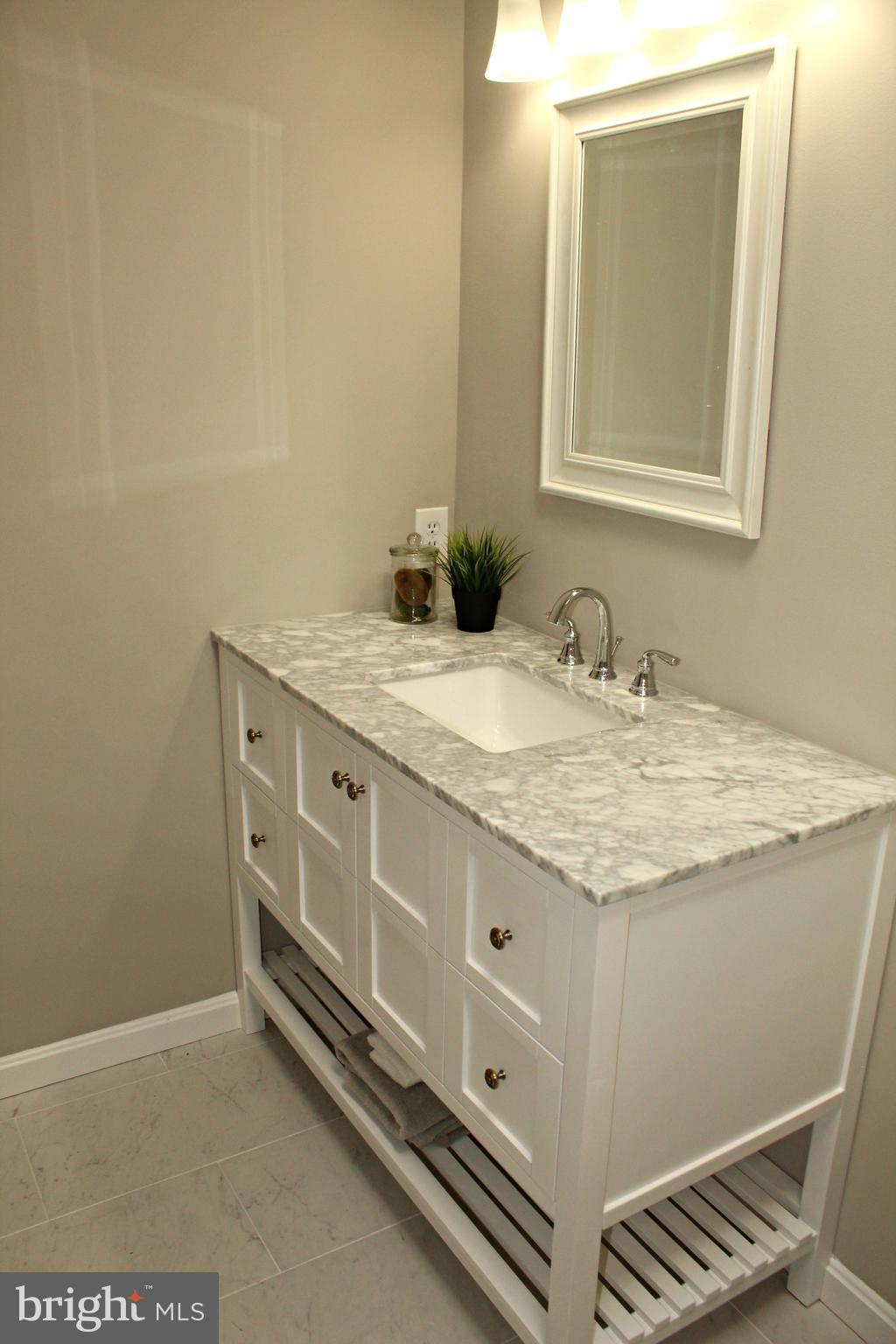 6104 Sam Riggs Road Laytonsville, MD 20882 - Photo 22 of 29 Bath