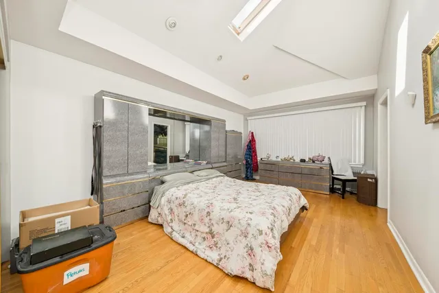 $850,000 | 6433 Drake Avenue, Lincolnwood, IL 60712