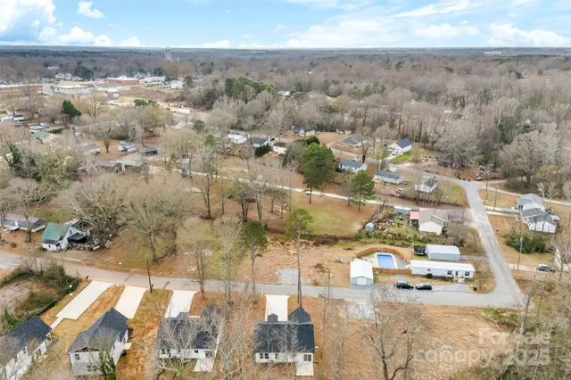 $275,000 | 516 North Mulberry Street, Cherryville, NC 28021