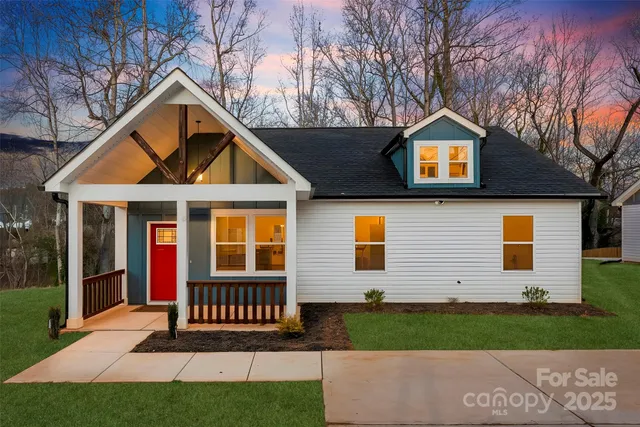 $275,000 | 516 North Mulberry Street, Cherryville, NC 28021