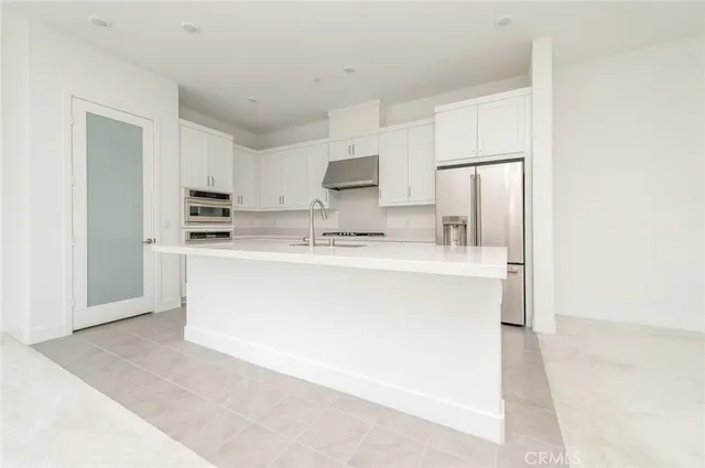 $6,000 | 224 Lexford, Irvine, CA 92618