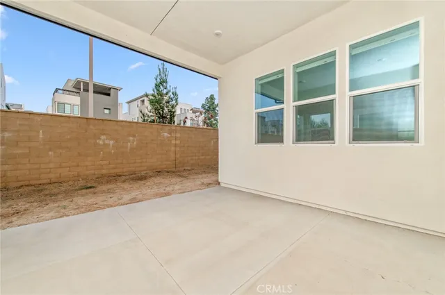 $6,000 | 224 Lexford, Irvine, CA 92618