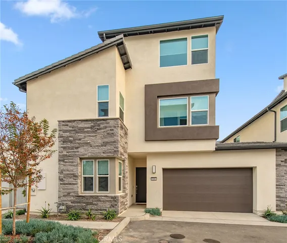 $6,000 | 224 Lexford, Irvine, CA 92618