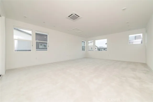 $6,000 | 224 Lexford, Irvine, CA 92618