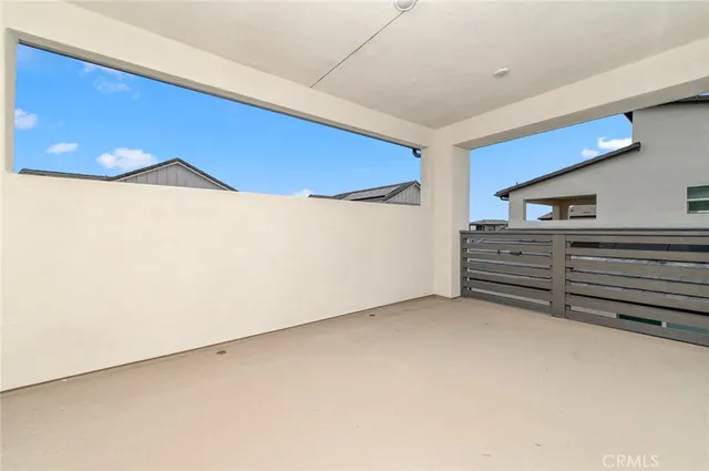 $6,000 | 224 Lexford, Irvine, CA 92618