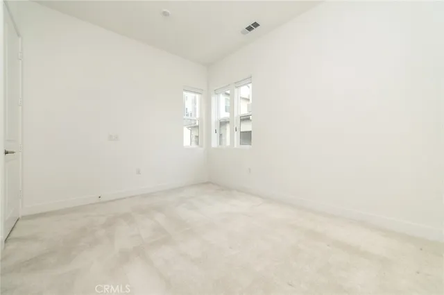 $6,000 | 224 Lexford, Irvine, CA 92618