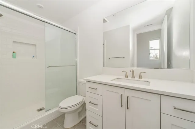 $6,000 | 224 Lexford, Irvine, CA 92618