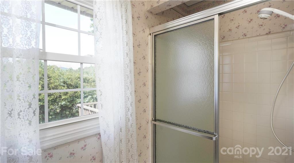 34 Fieldcrest Road Arden, NC 28704 - Photo 18 of 26 Gallery Image 18