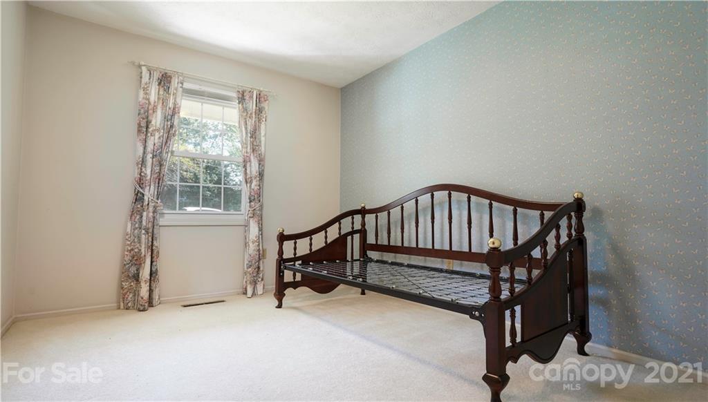 34 Fieldcrest Road Arden, NC 28704 - Photo 21 of 26 Gallery Image 21
