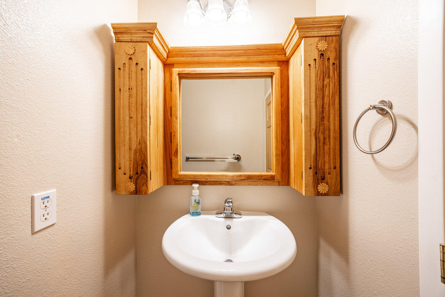 1902 Sparrow Hawk Road Sheridan, WY 82801 - Photo 19 of 37 3r0a4419-hdr_282