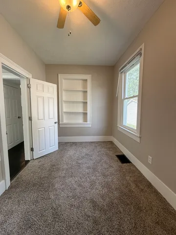 $139,900 | 1401 West Elm Street, Bloomington, IL 61701