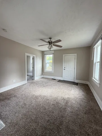 $139,900 | 1401 West Elm Street, Bloomington, IL 61701