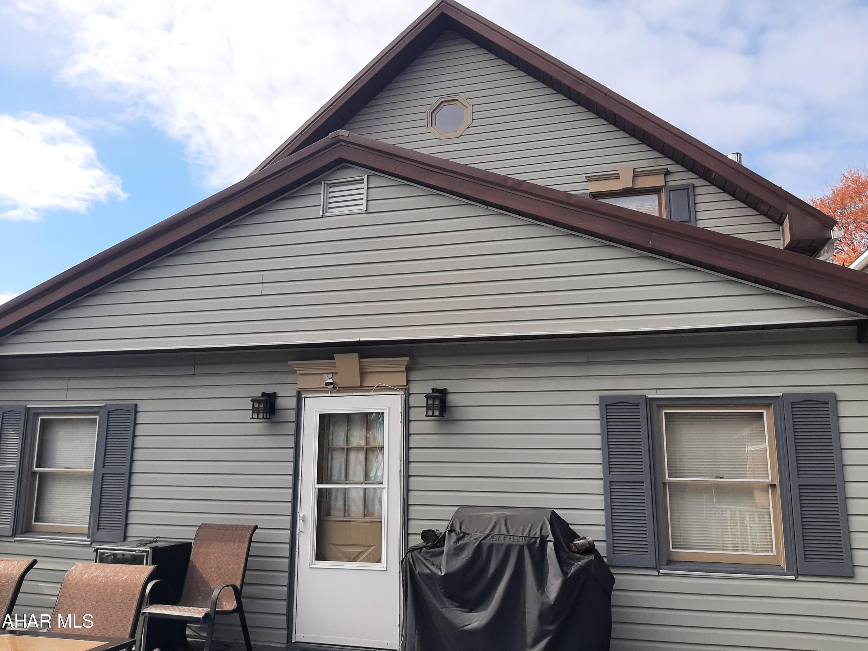 417 3rd Street Cresson, PA 16630 - Photo 11 of 59