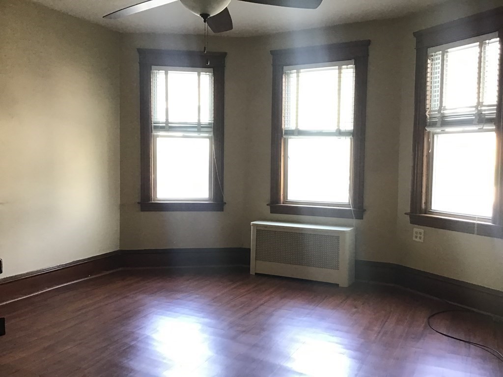 14 Caprera Road Worcester, MA 01604 - Photo 8 of 28 Gallery Image 8