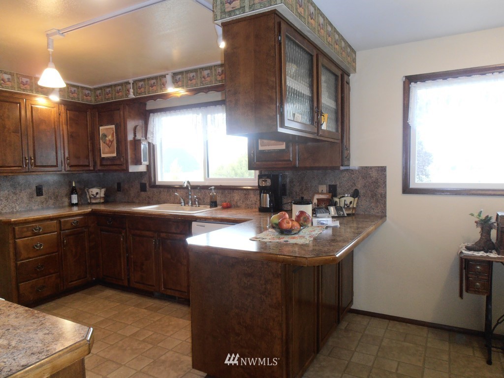 127 Schreiner Road Chehalis, WA 98532 - Photo 7 of 17