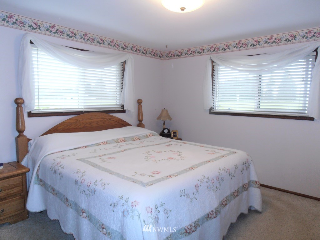 127 Schreiner Road Chehalis, WA 98532 - Photo 9 of 17