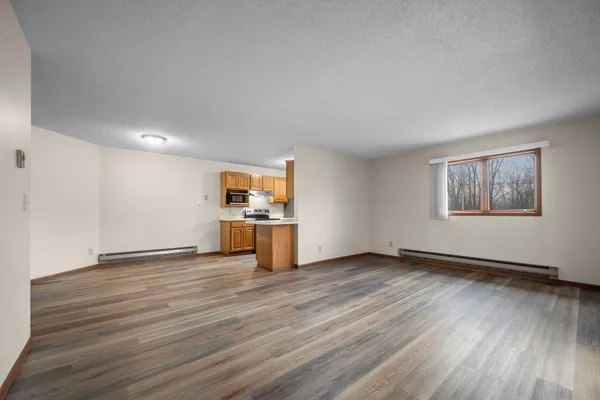 $188,000 | 4870 Babcock Trail, Unit 333, Inver Grove Heights, MN 55077