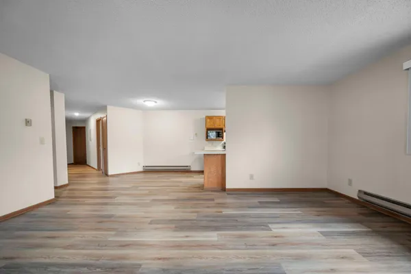 $188,000 | 4870 Babcock Trail, Unit 333, Inver Grove Heights, MN 55077