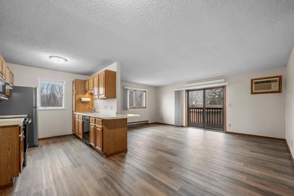 $188,000 | 4870 Babcock Trail, Unit 333, Inver Grove Heights, MN 55077