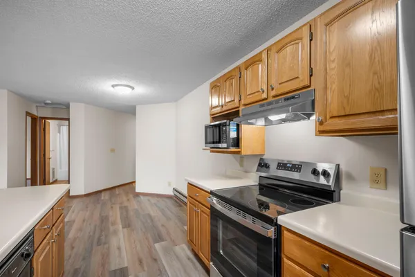 $188,000 | 4870 Babcock Trail, Unit 333, Inver Grove Heights, MN 55077