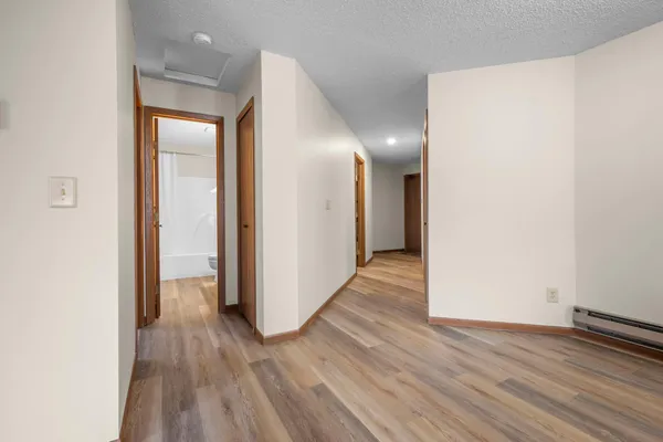 $188,000 | 4870 Babcock Trail, Unit 333, Inver Grove Heights, MN 55077