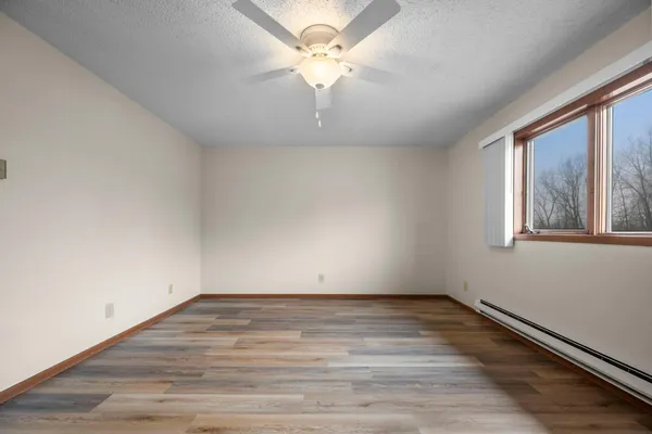 $188,000 | 4870 Babcock Trail, Unit 333, Inver Grove Heights, MN 55077