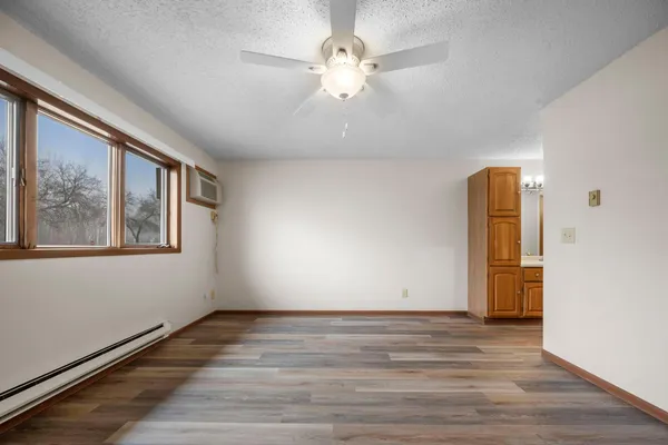 $188,000 | 4870 Babcock Trail, Unit 333, Inver Grove Heights, MN 55077