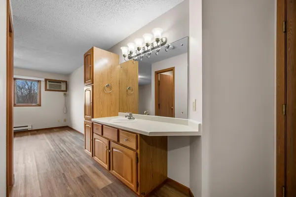 $188,000 | 4870 Babcock Trail, Unit 333, Inver Grove Heights, MN 55077