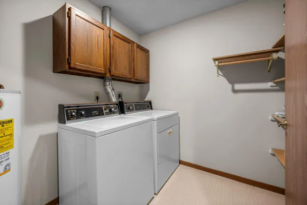 $188,000 | 4870 Babcock Trail, Unit 333, Inver Grove Heights, MN 55077