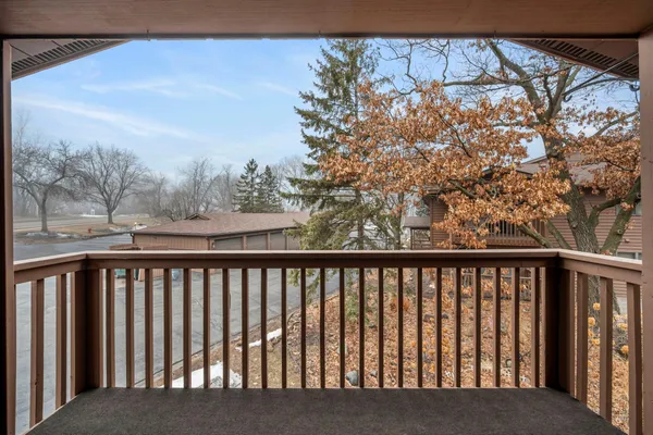 $188,000 | 4870 Babcock Trail, Unit 333, Inver Grove Heights, MN 55077