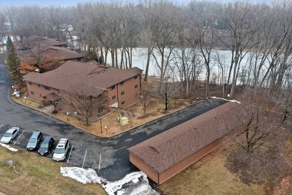 $188,000 | 4870 Babcock Trail, Unit 333, Inver Grove Heights, MN 55077